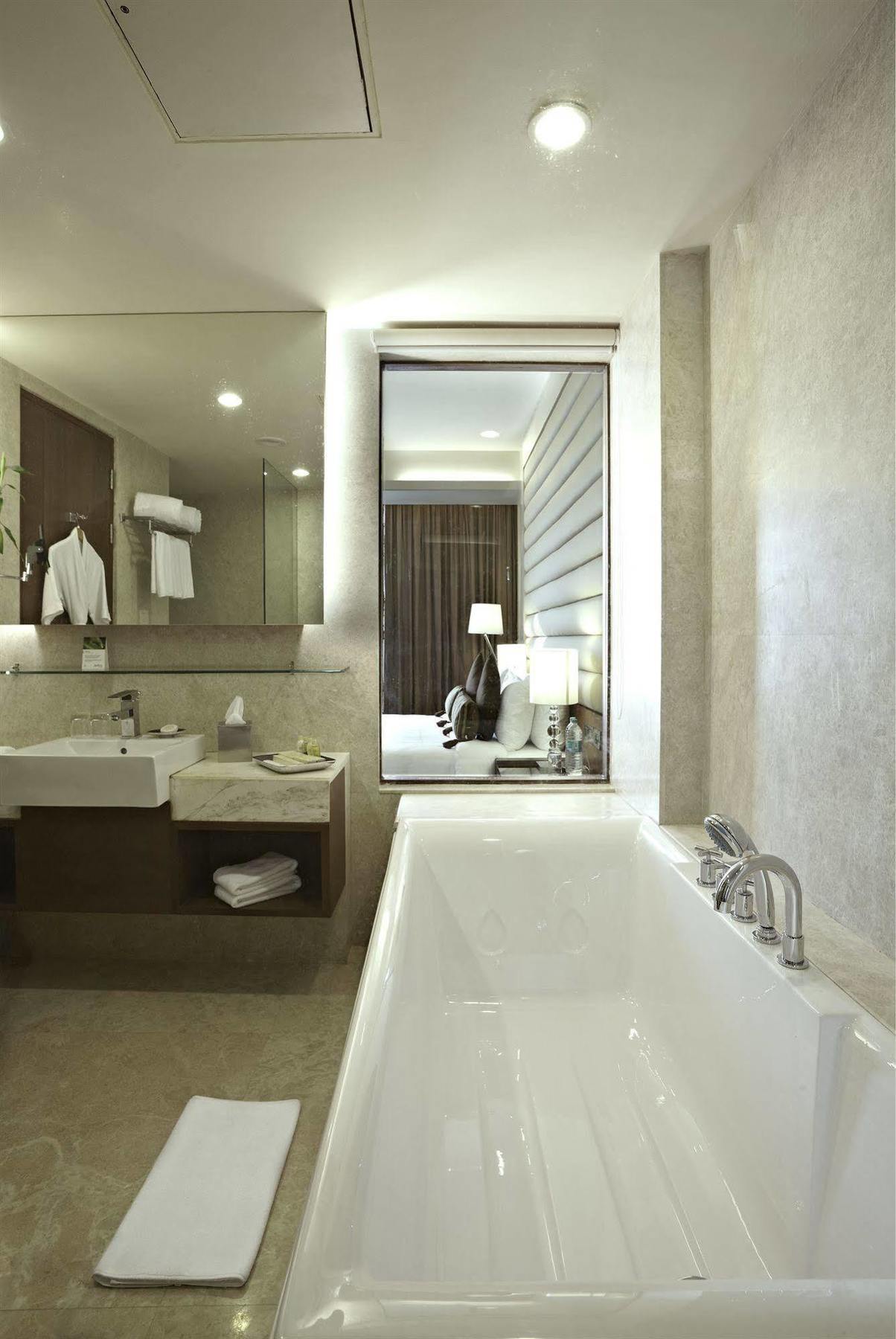 Radisson Blu Hotel Rudrapur Exteriér fotografie