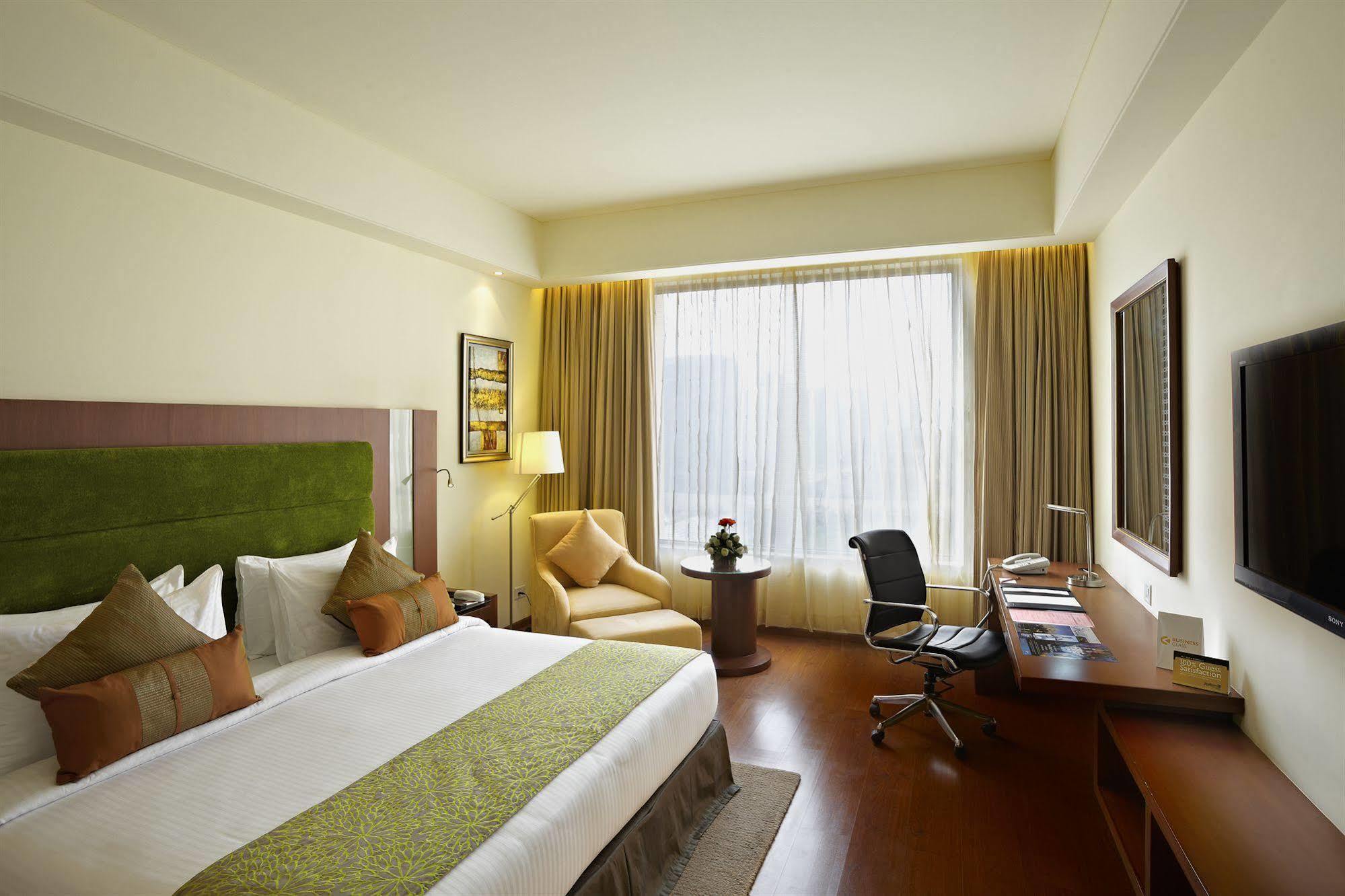 Radisson Blu Hotel Rudrapur Exteriér fotografie