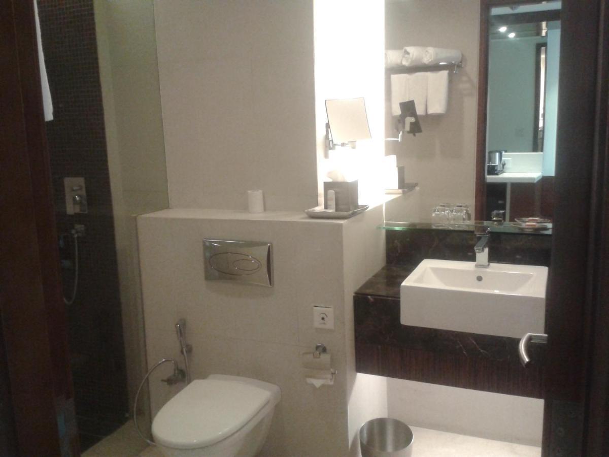 Radisson Blu Hotel Rudrapur Exteriér fotografie