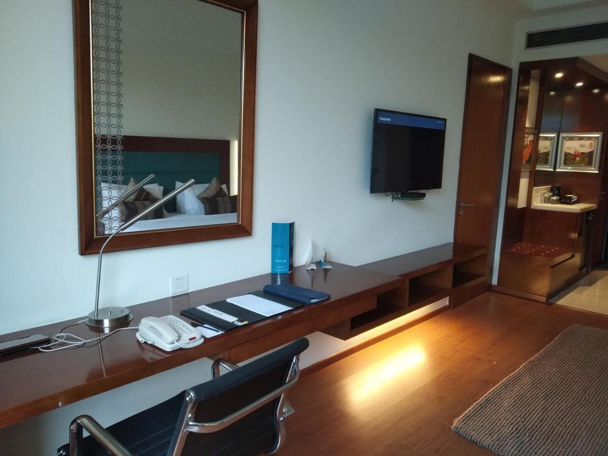 Radisson Blu Hotel Rudrapur Exteriér fotografie