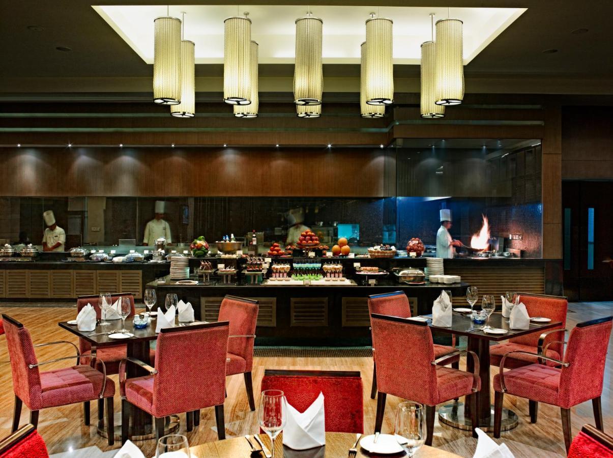Radisson Blu Hotel Rudrapur Exteriér fotografie